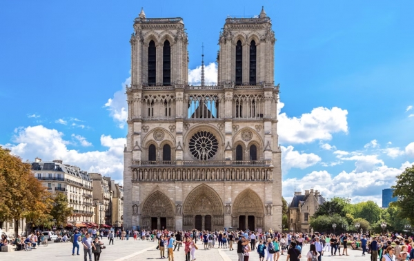 Փարիզի Աստվածամոր տաճարի վրա hարձակման մասին նամակ է հայտնաբերվել