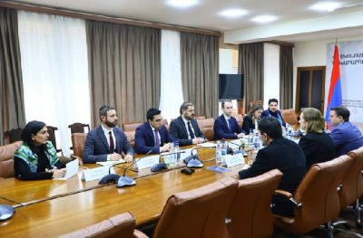 Պապոյանը և ԱՄՆ դեսպանը քննարկել են ՀՀ-ԱՄՆ տնտեսական համագործակցության հեռանկարները