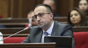 Բուժքույրերն ու բուժեղբայրները ոչ թե թիրախավորման ու նսեմացման են արժանի, այլ միայն մեծարանքի․ Թորոսյան