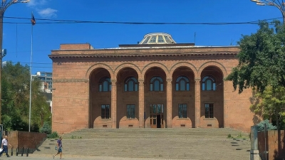 ՀՀ–ում պրոֆեսորներ և դոցենտներ չեն լինի. փորձագետը` նոր օրենքի վտանգների մասին