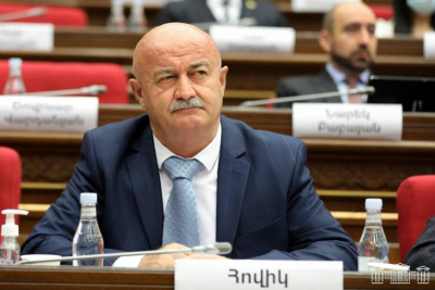 Հովիկ Աղազարյանը կրկին կփորձի. «Հրապարակ»