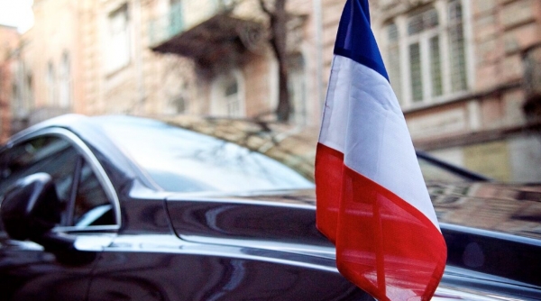 Ֆրանսիայի խորհրդարան է ներկայացվել կառավարությանն անվստահություն հայտնելու նոր նախագիծ