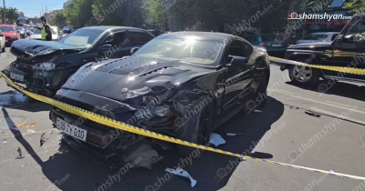 Շղթայական ավտովթար՝ Երևանում. բախվել է 4 մեքենա