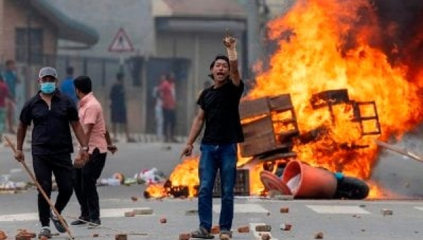 Նեպալի մայրաքաղաքը հրդեհվում է. ցուցարարները ներխուժել են խորհրդարանի շենք