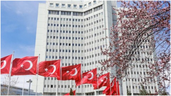 Քննարկվել է սահմանի բացման արագացումը, Կարս-Գյումրու երկաթուղու վերականգնումը և նոր չվերթների գործարկումը. Թուրքիայի ԱԳՆ