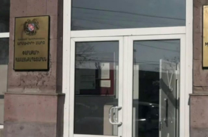 Պարզվել է Փարաքարում տեղի ունեցած ծեծկռտnւքի մեջ կասկածվող պաշտոնյաների ինքնությունը