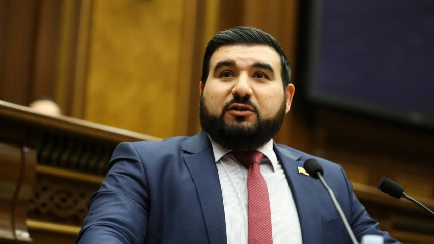 Որ պահին մտավ այս դահլիճ, պատասխան է տալու իր արածների համար. Վահագն Ալեքսանյանը՝ Լևոն Քոչարյանին