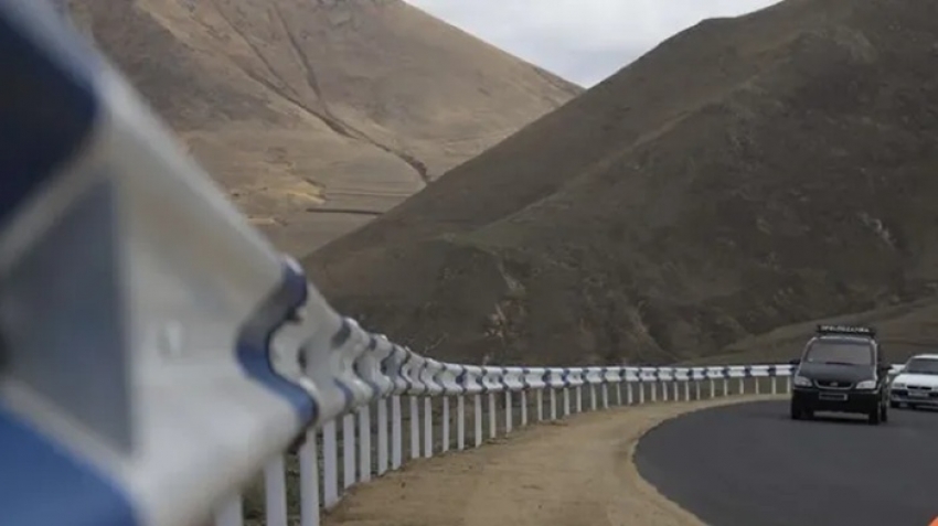 Լարսը բաց է բոլոր տեսակի տրանսպորտային միջոցների համար