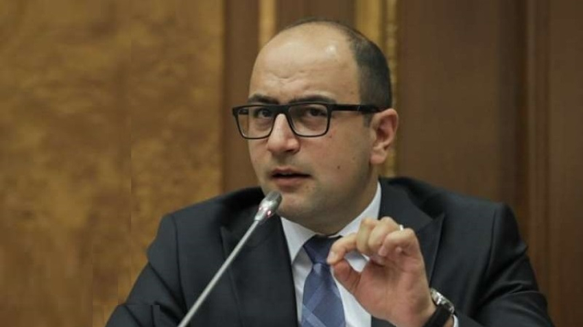 Վարչապետին անվստահություն հայտնելու թղթի տակ կա այս պահին միայն 6 ստորագրություն. Հայկ Մամիջանյան