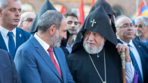 «Ժողովուրդ». Վեհափառը մյուս շաբաթ կգա. ինչ սպասել Հայ առաքելական եկեղեցուց՝ ի պատասխան Փաշինյանի հարձակումների