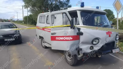 Մարտունիում բախվել են շտապօգնության ավտոմեքենան և «Opel Vectra»-ն․ կա վիրшվոր