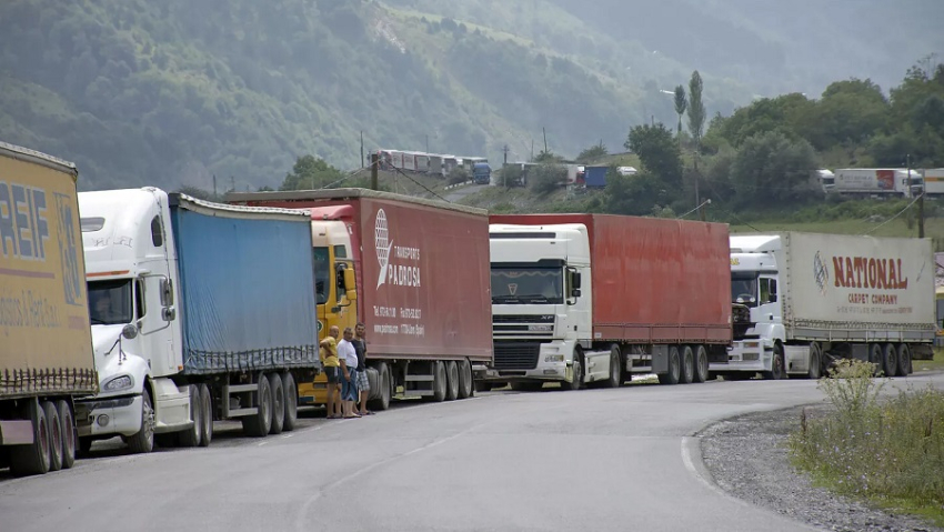 Հուլիսի 3-ից 6-ը ներառյալ ռուս-վրացական սահմանը հատել և ՌԴ է մտել հայկական շշալցված կnնյակով բեռնված 46 բեռնատար. Պապոյան