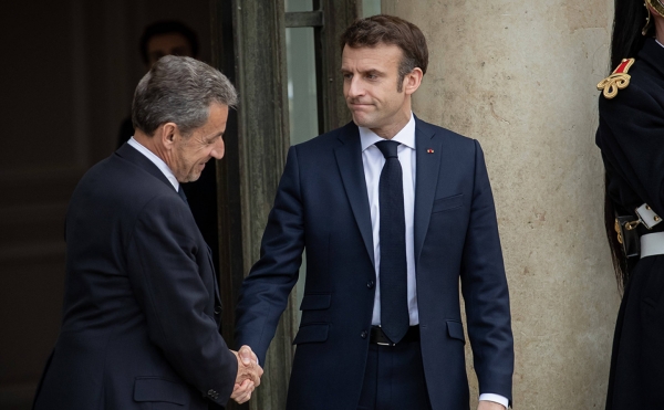 Սարկոզին մտադիր չէ ներում խնդրել Էմանուել Մակրոնից. փաստաբան