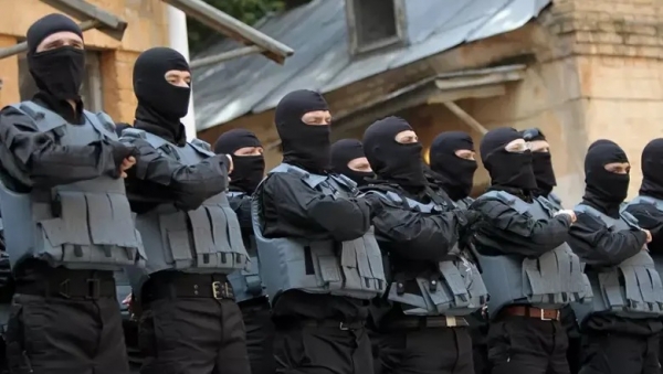 Նախկին «Ազով»-ցիները վերածվել են ավազակախմբի․ Ուկրաինայում արձանագրվել են մարդկանց առևանգումներ