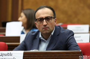 Այո, տուրիստական այցով Բաքու կգնայի, եթե իրավիճակն այդքան բարենպաստ լինի, իրենց էլ մեզ մոտ կընդունեինք․ Արսեն Թորոսյան