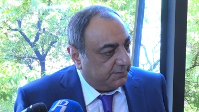 Կրակոցներ են հնչել ԱԺ նախկին պատգամավոր, հայտնի «Դերժավայի Արկադիի» տան մոտ. 7 ձերբակալվածներից մեկը նրա որդին է