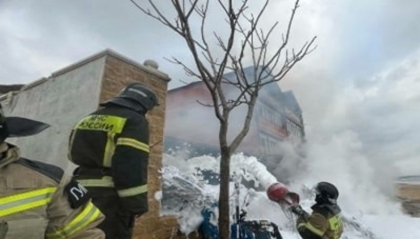 Դաղստանում ուղղաթիռը բախվել է բնակելի շենքի. չորս մարդ զոհվել է