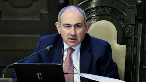 Կուսակրոնության ուխտը խախտած բոլոր հոգևորականները պետք է հեռանան հոգևոր ծառայությունից. Փաշինյան