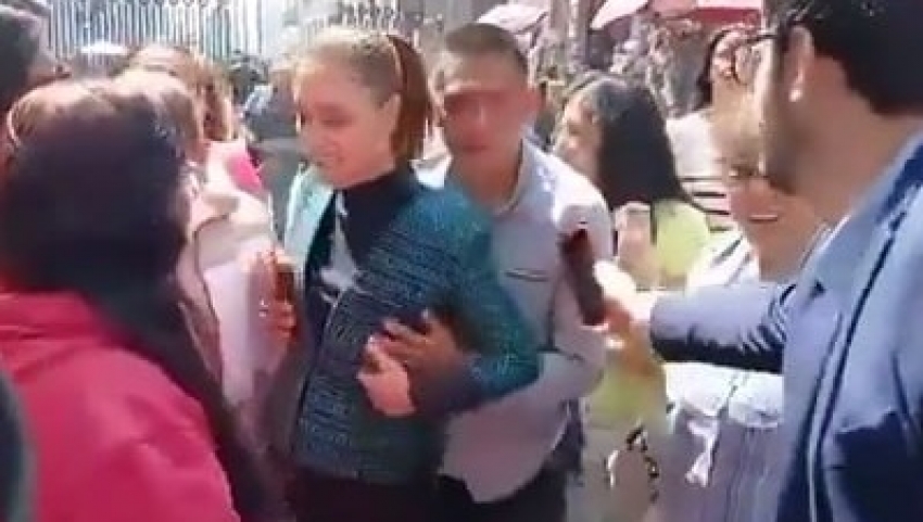 Տղամարդը փորձել է համբուրել Մեքսիկայի նախագահին․ AP