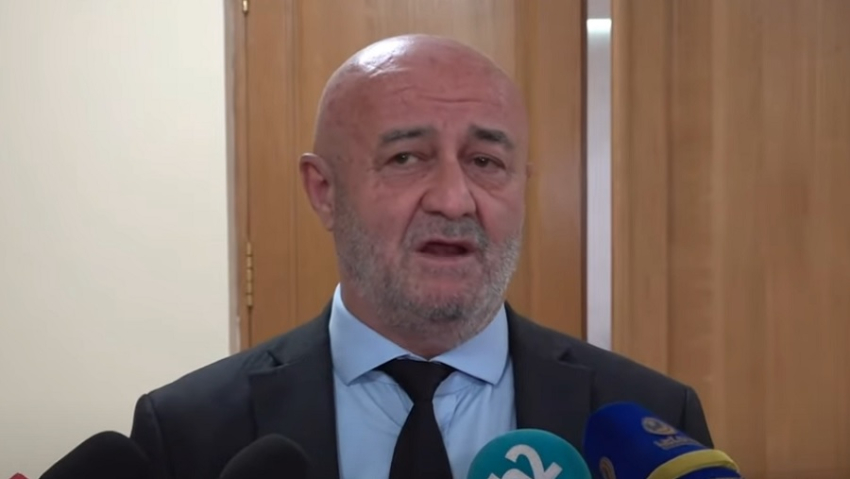 Ես, տենց տղա չեմ, ապե՛ր, ուրիշ ձևի տղա եմ. Աղազարյան