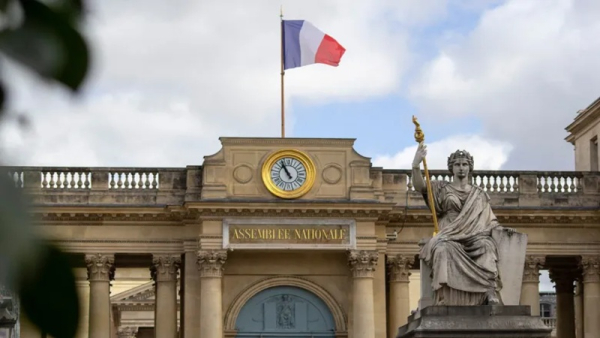 Հունգարիան զգուշացրել է Ֆրանսիայում վտանգավոր ուժերի առկայության մասին