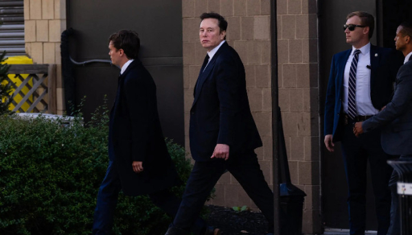 Մասկն առաջինն է, ում կարողությունը գերազանցեց 400 միլիարդ դոլարը