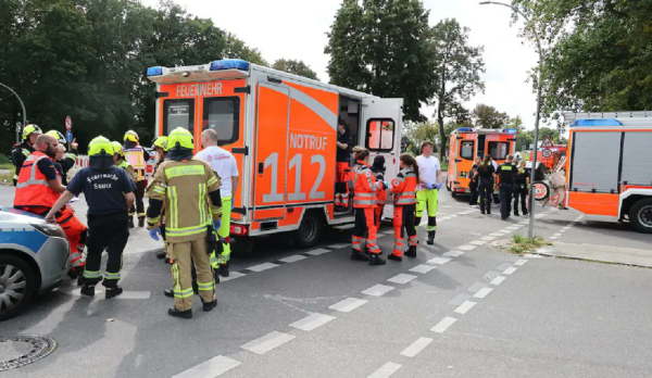 Բեռլինում մեքենան մխրճվել է ամբոխի մեջ, զոհերի թվում կան երեխաներ