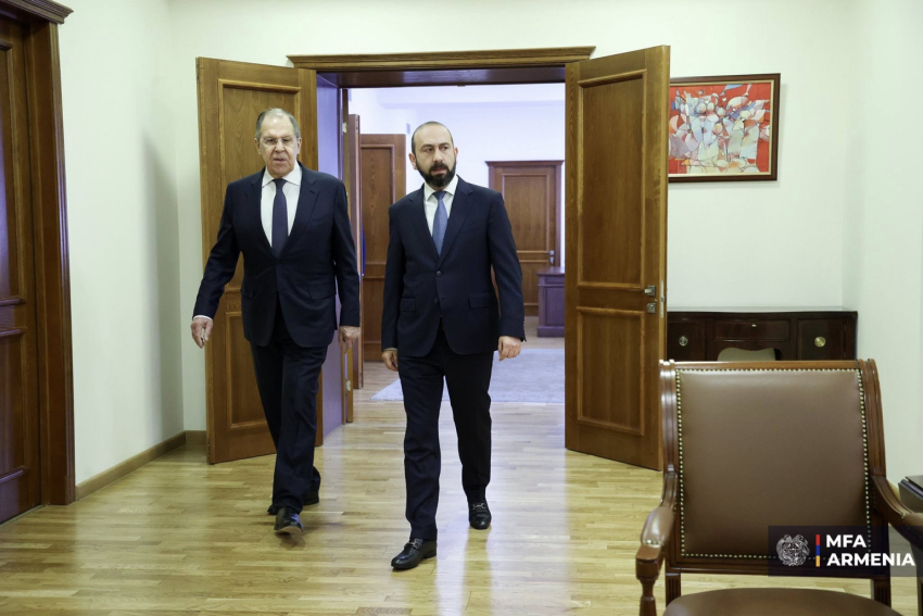 ԱԳՆ-ում մեկնարկել է Արարատ Միրզոյանի և Սերգեյ Լավրովի առանձնազրույցը