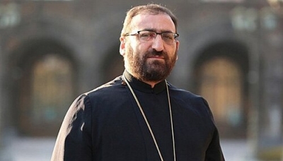 Դատախազությունն ընթացք է տվել Արշակ Սրբազանին վերագրվող տեսանյութերի վերաբերյալ հաղորդմանը