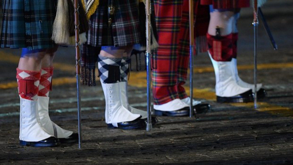 Ռուս ուղղափառ եկեղեցին տղամարդկանց թույլատրել է կիսաշրջազգեստ կրել