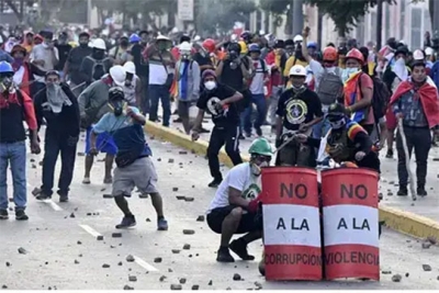 Քաղաքական ճգնաժամ Պերուում. Լիմայում արտակարգ դրություն է հայտարարվել