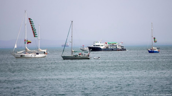 Իսրայելական բանակը թույլ չի տալիս մարդասիրական նավատորմին մոտենալ Գազայի ափերին