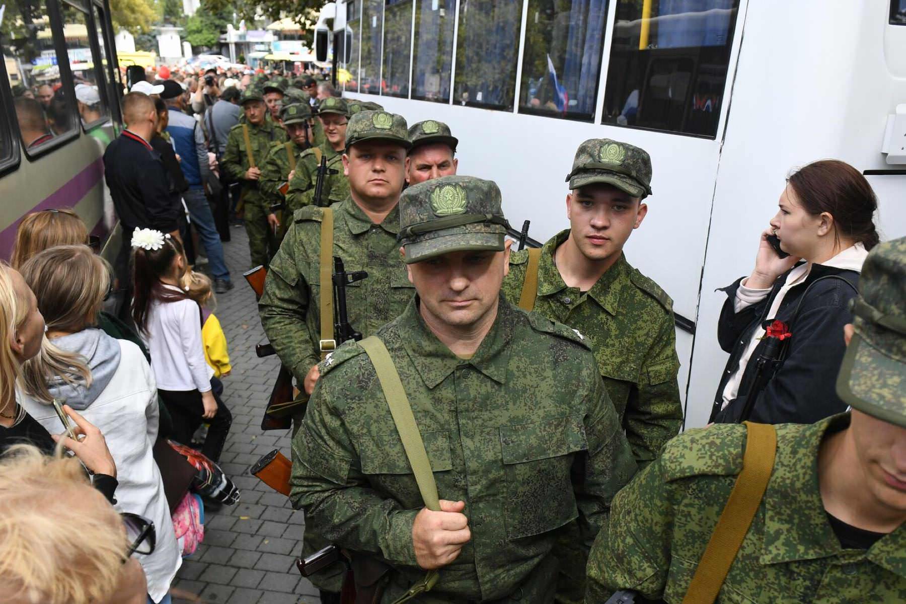 Что говорят про демобилизацию мобилизованных. Мобилизация. Призывники. Военкомат мобилизация.