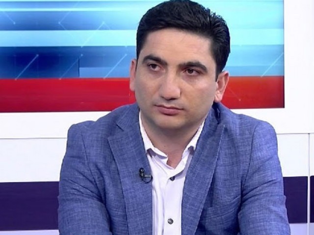 Նաիրի Հոխիկյան