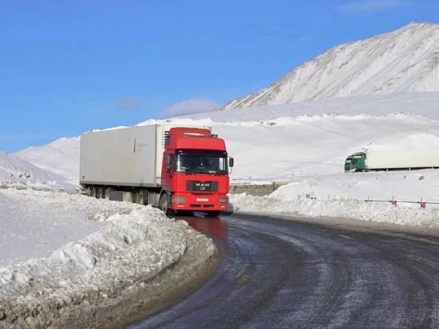 ձյուն ճանապարհ բեռնատար