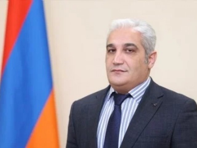 Մանուկ Մուրադյան