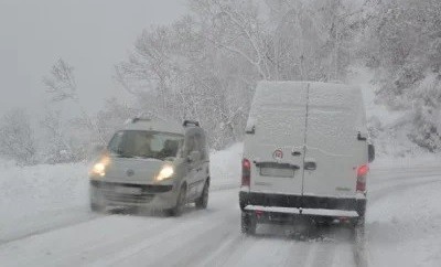 ճանապարհ ձյուն