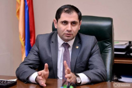  Սուրեն Պապիկյան