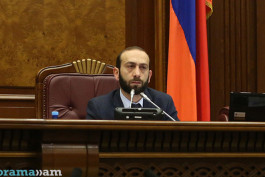  Արարատ Միրզոյան 