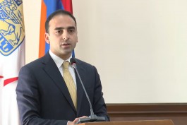 ավինյան