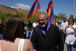 բագրատ սրբազա