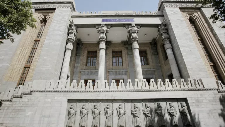 Իրանի ԱԳՆ. Հորմուզի նեղուցի կառավարման կանոնները կսահմանեն Իրանը և Օմանը