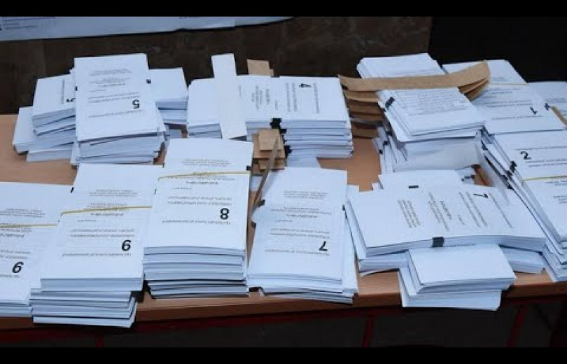 Քվեաթերթիկի կամ ծրարի վրա ոչինչ չգրեք, որևէ նշում չանեք. ցանկացած գրառում այն կդարձնի անվավեր