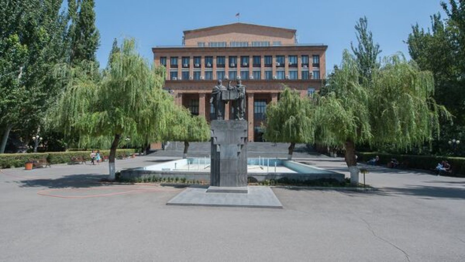 Հաստատվել են բուհերի և գիտական կազմակերպությունների 2026/2027 ուստարվա ընդունելության տեղերը