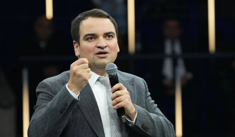 «Իրավունք». Նարեկ Կարապետյանի հայտարարությունից հետո թիմում մեծ մասը հրաժարվում է մանդատներից