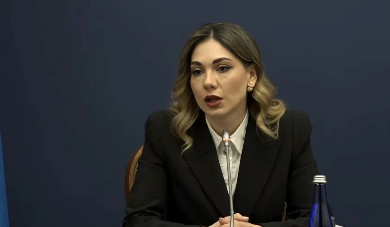 ՍԴ-ն որոշեց ուժի մեջ թողնել ԿԸՀ ընտրությունների վերաբերյալ որոշումը․ կեցցե՜ ժողովրդավարությունը. Գալյան