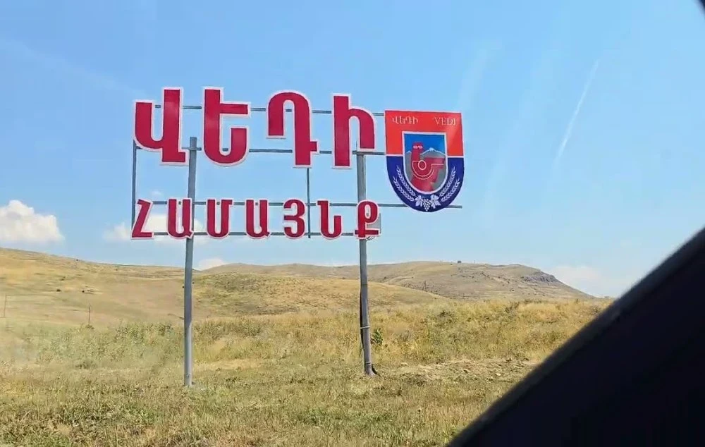 Դեռահաս քույրերի նկատմամբ սեռական բռնություն կատարելու մեջ մեղադրվող տղամարդկանց կալանքը երկարաձգվել է ևս 2 ամսով