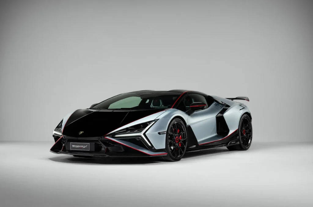 Lamborghini-ն մարտահրավեր է նետում Ferrari-ին․ նոր Revuelto SV-ը ստացել է 1051 ձիաուժ