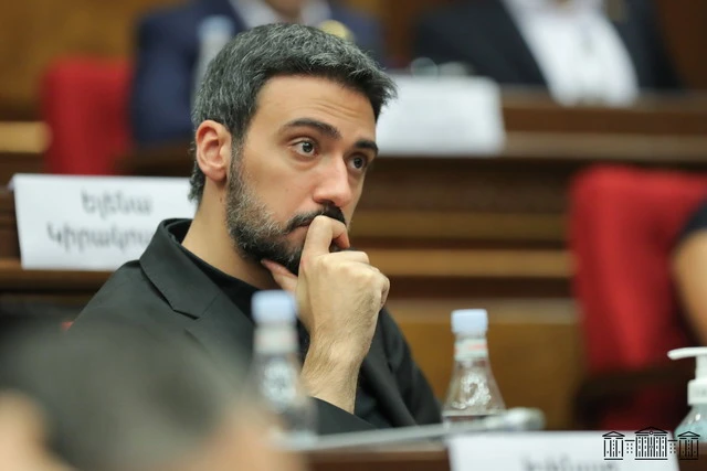 «Հրապարակ»․ Բա Վարդեւանյանի քվեարկությո՞ւնը