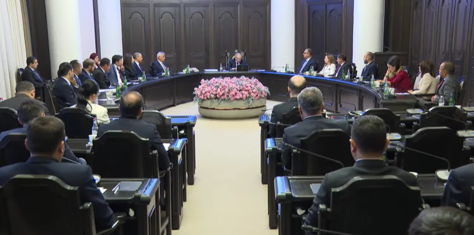 Կառավարությունն ընդունել է երեք նախարարության անվանափոխության նախագծերը